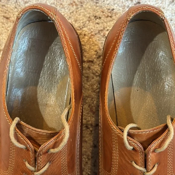 Frye – James Bal Lug Oxford Lace Up Cap Toes Shoes - Picture 12 of 15